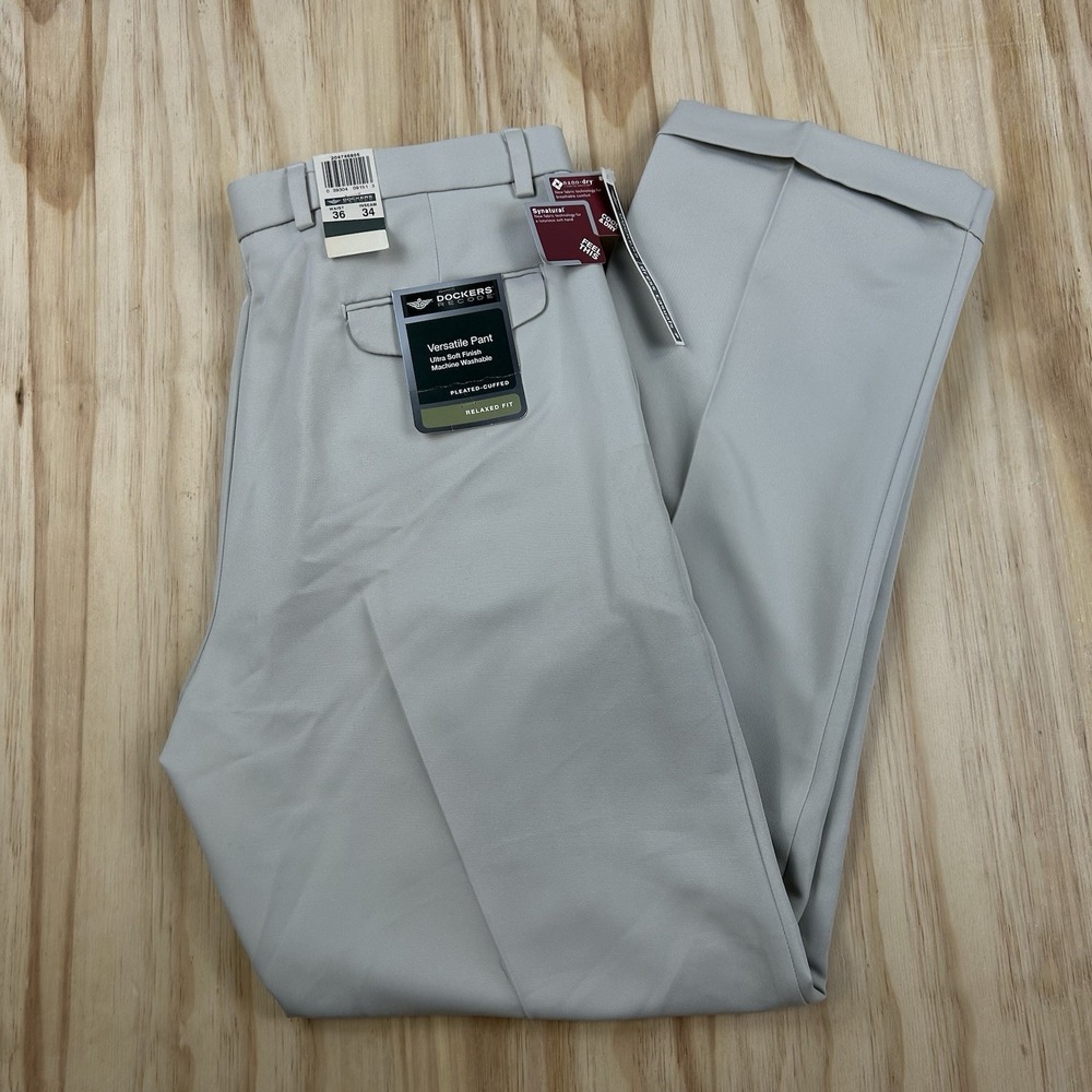 Dockers Men's NEW Beige Khaki Versatile Pants Ultra Soft Pleated Relaxed Fit 36x
